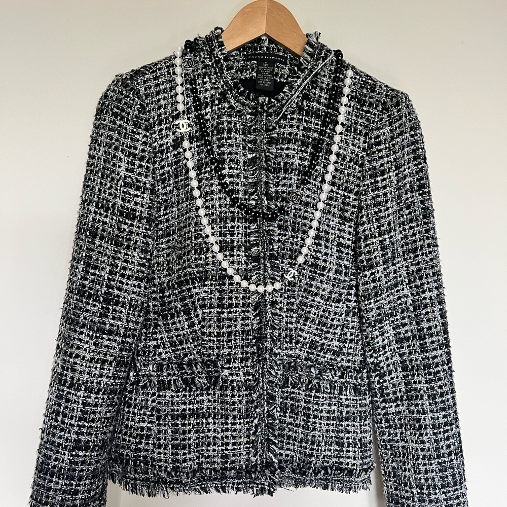 Tweed jacket for women Size 6